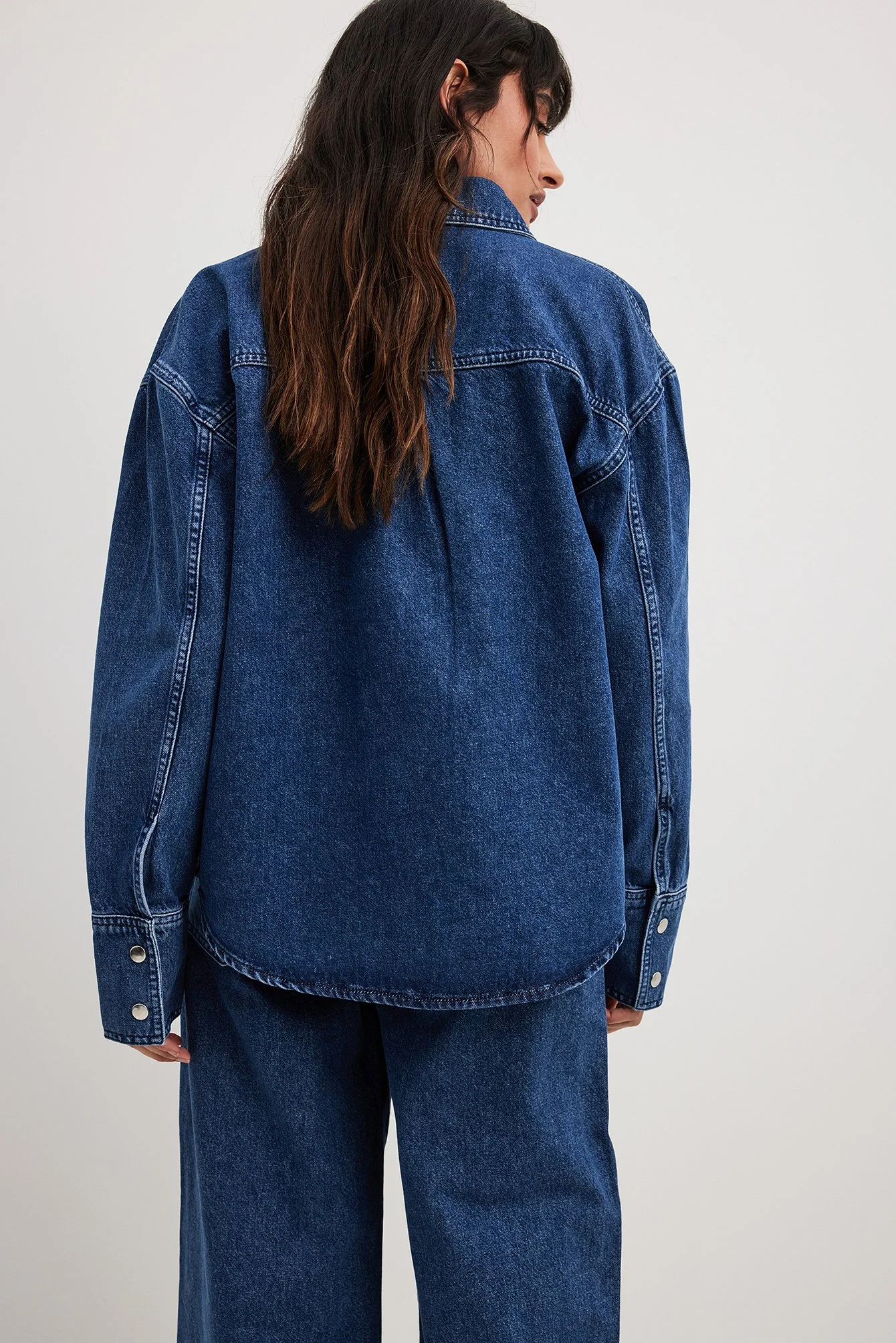 Zweifarbiges Jeanshemd