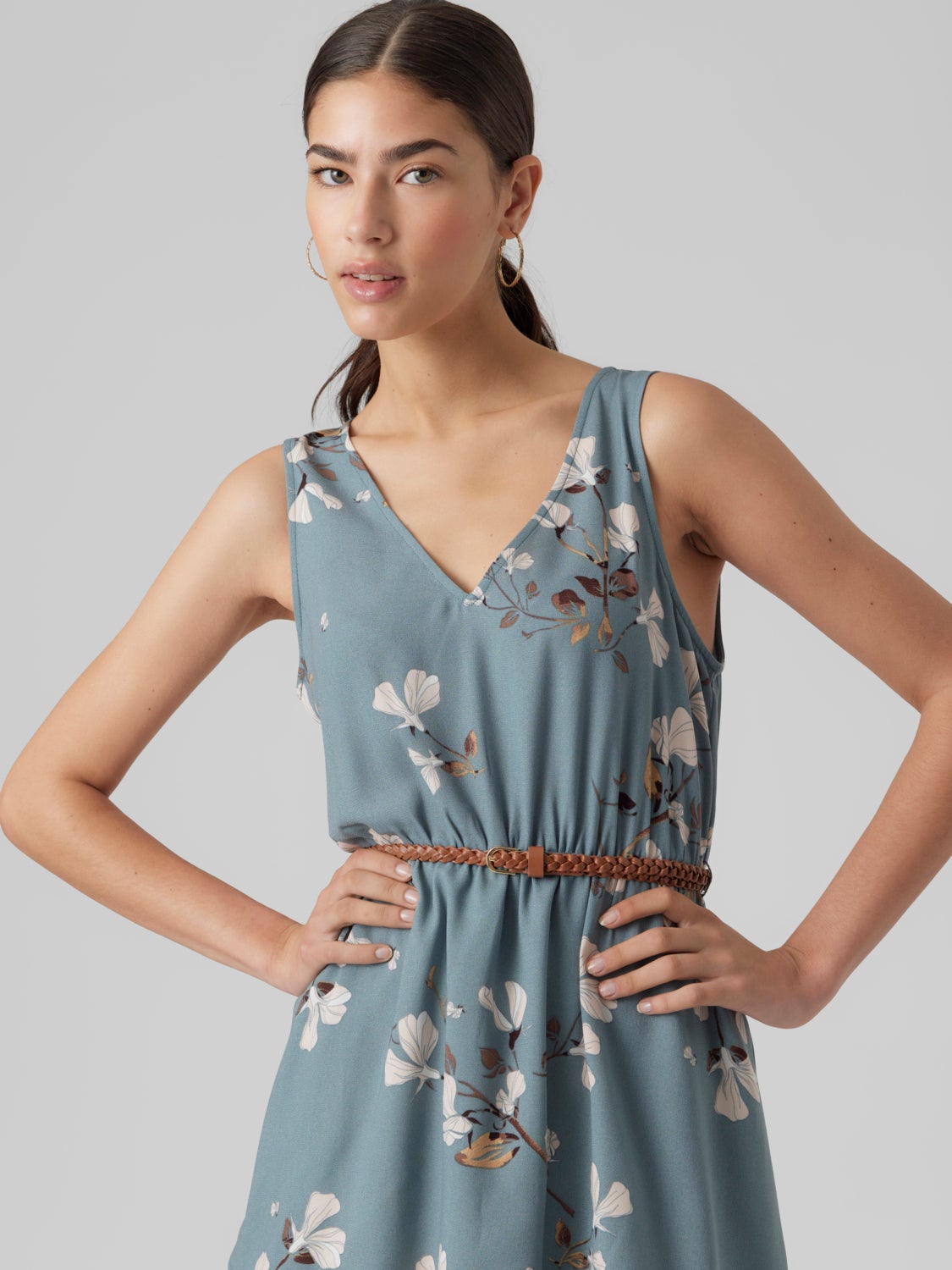 VMNEWHALLIE Midikleid