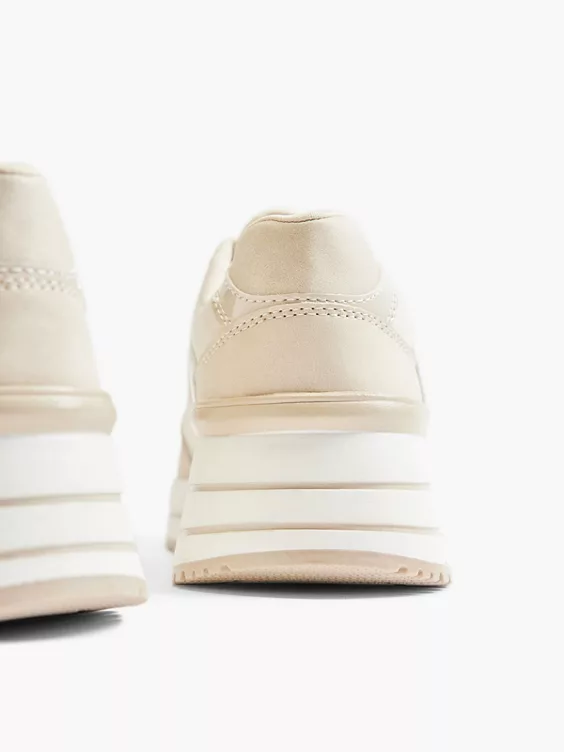 Graceland Platform Sneaker
