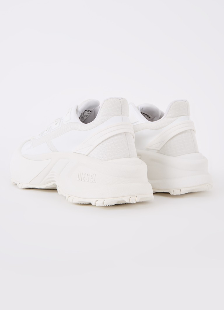 Baskets Diesel D-Cage Runner avec détails en mesh