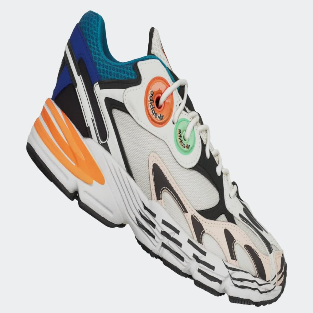 adidas Astir W ID9382 / weiss