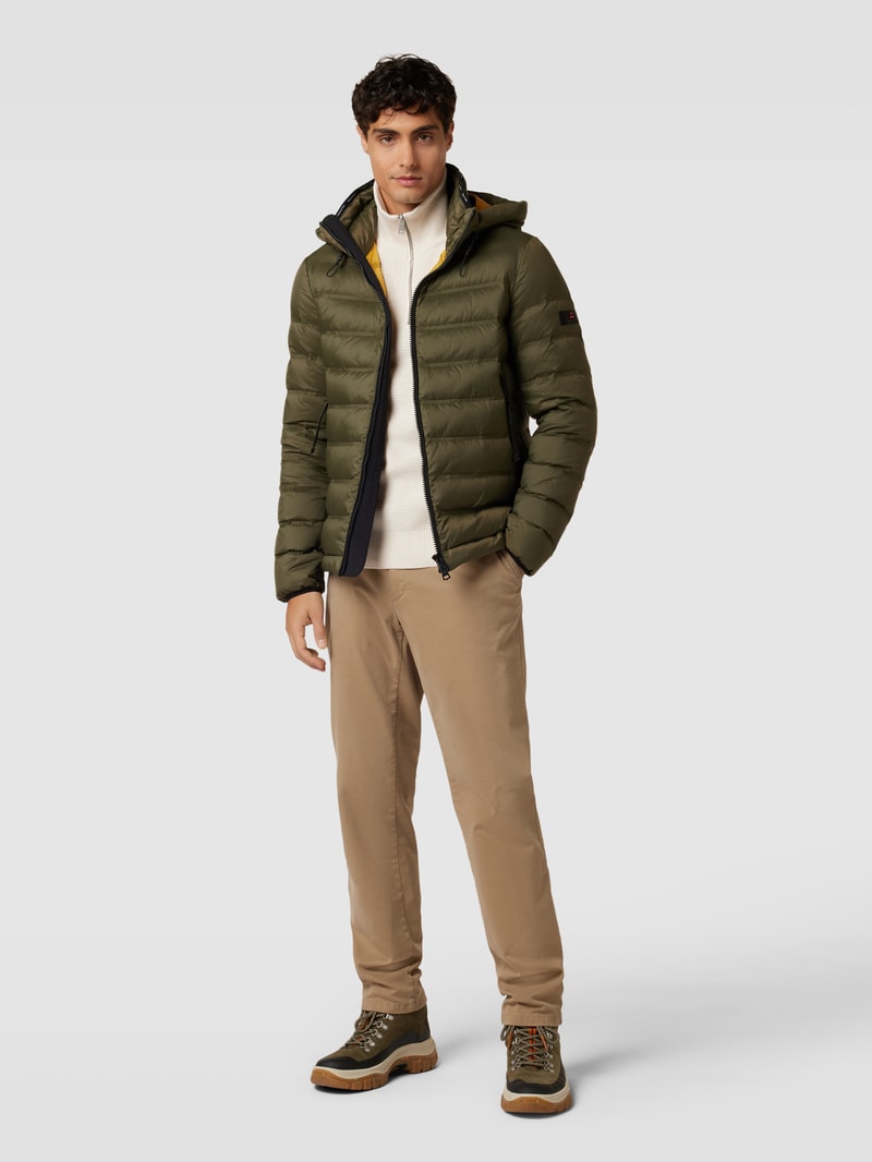 Steppjacke mit abnehmbarer Kapuze Modell 'BOGGS' in olivgrün