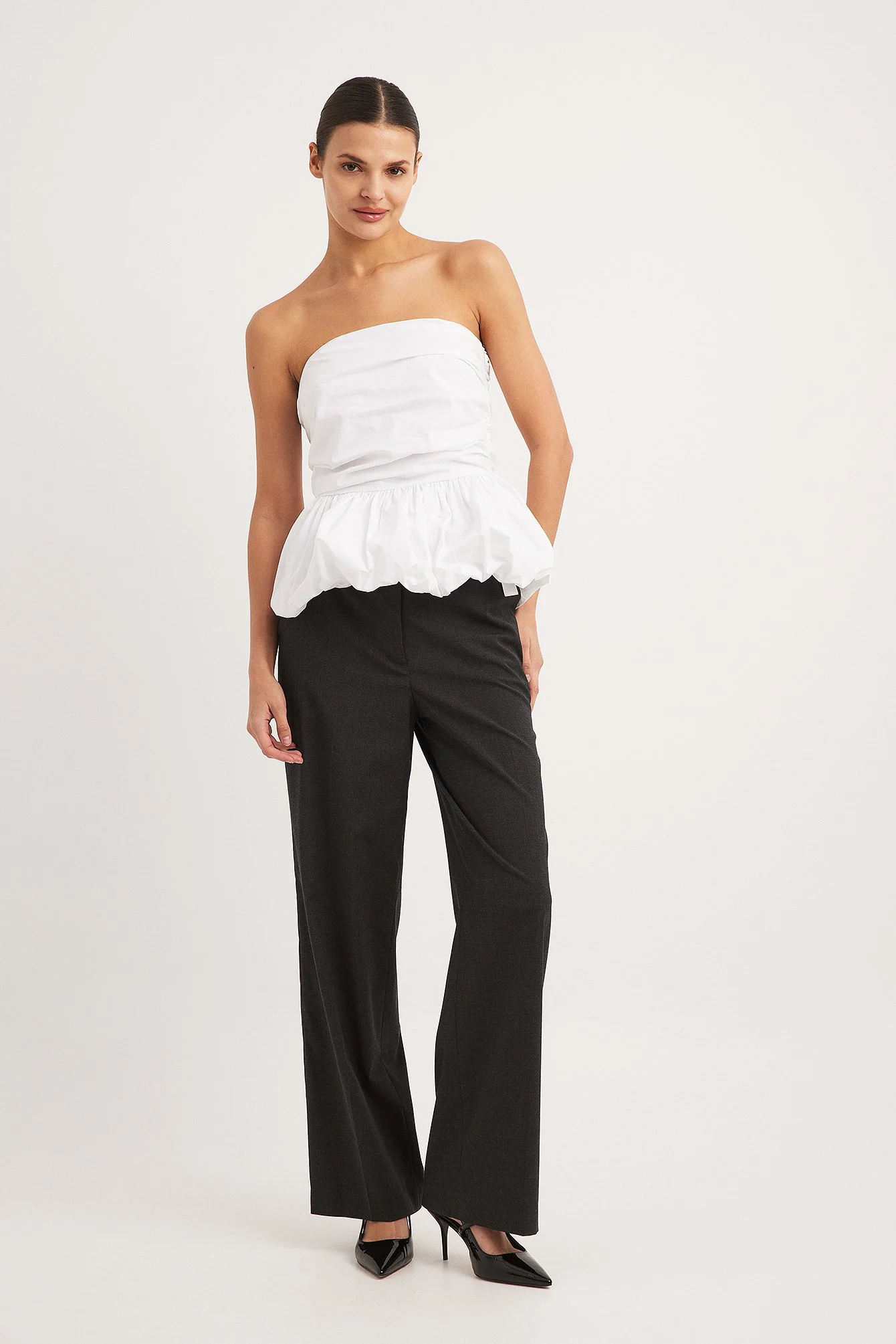Schulterfreies Peplum-Oberteil