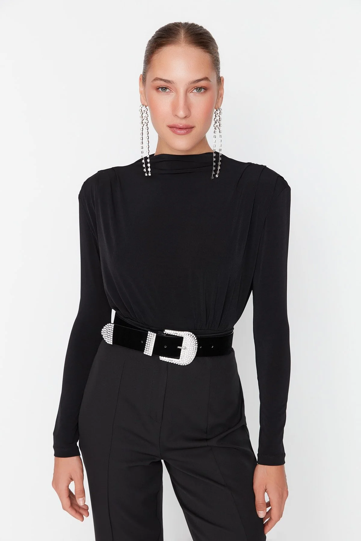 Trendyol Collection  Schwarzer Strick-Body mit Druckknöpfen TPRAW23BD00048