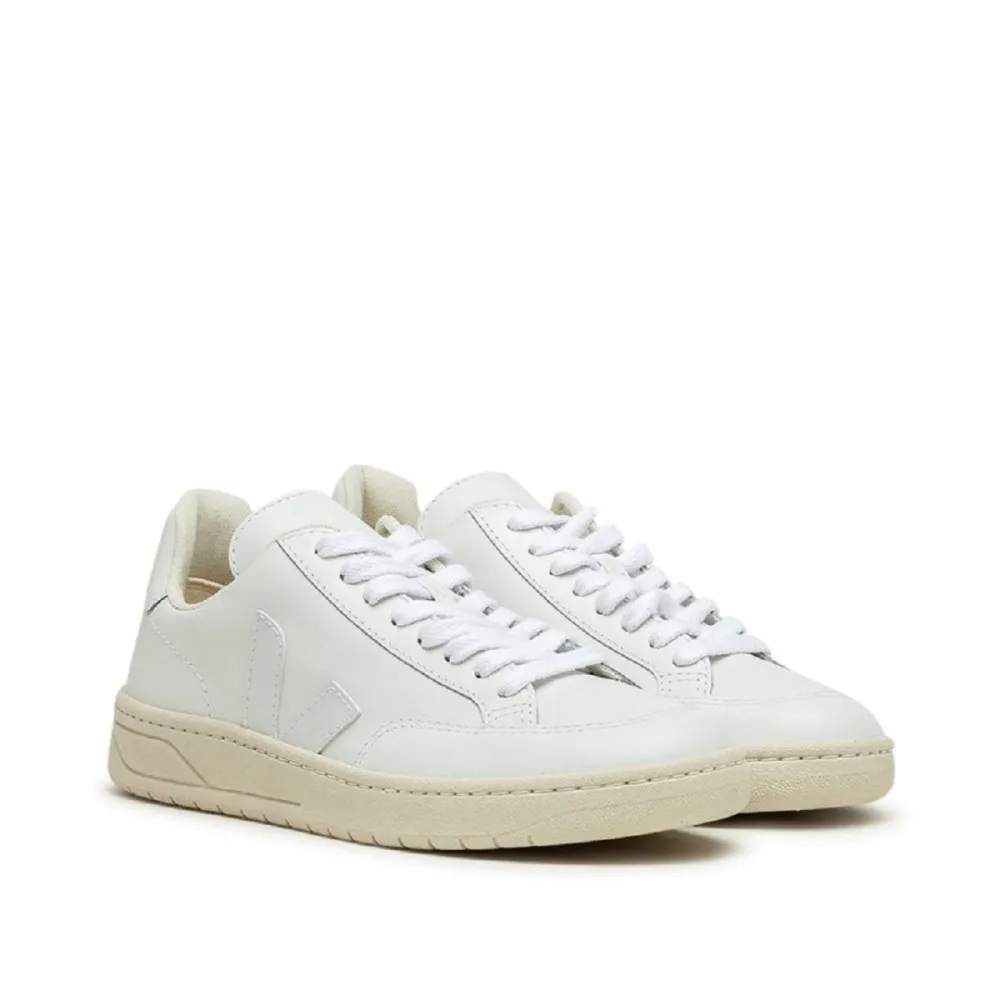 VEJA V 12 Wmns Leather XD022297A / weiss