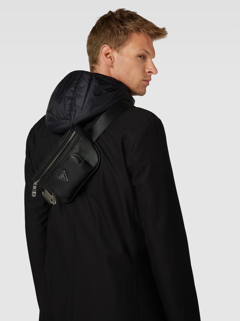 Bauchtasche mit Label-Patch in schwarz