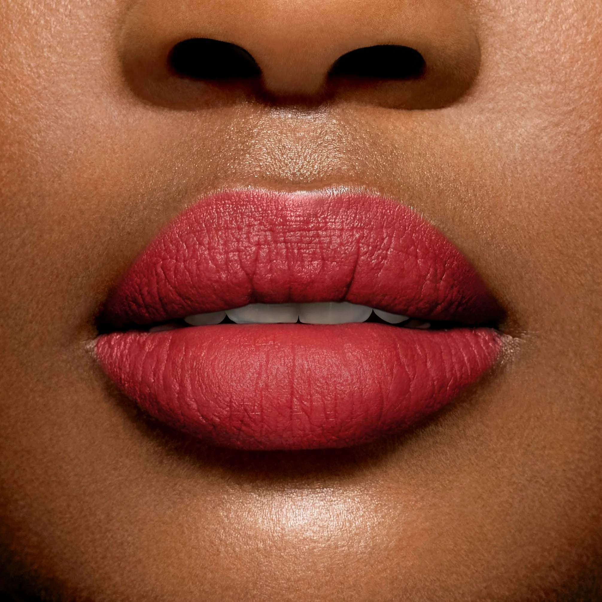 L'Absolu Rouge Intimatte Lips - Barra de labios mate, Barra de labios