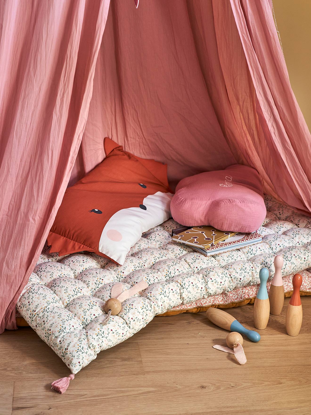 Vertbaudet Kinderzimmer Bodenmatratze BLUMENZAUBER mit Quasten - mehrfarbig