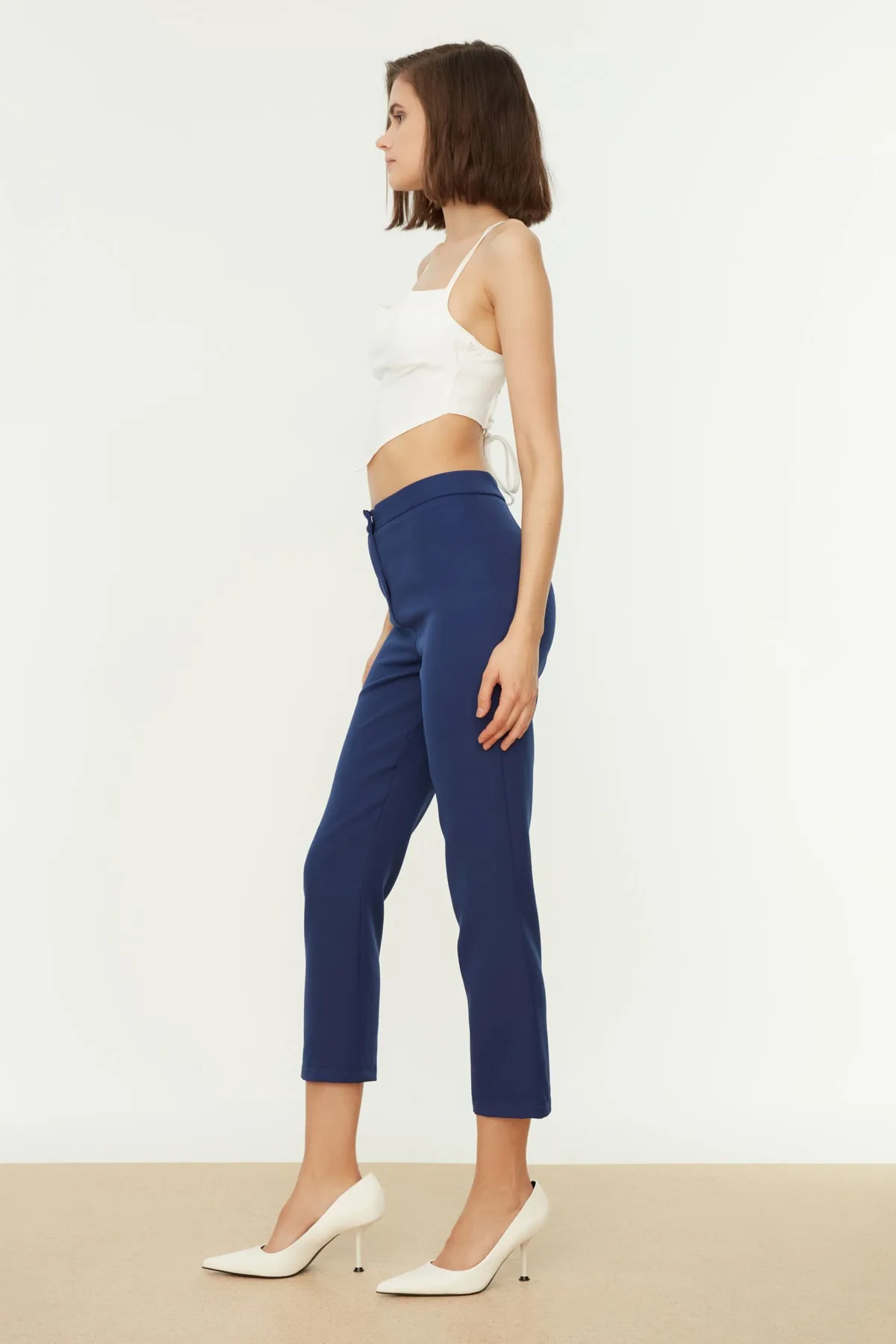 Trendyol Collection  Marineblaue gewebte Zigarettenhose TWOSS20PL0075