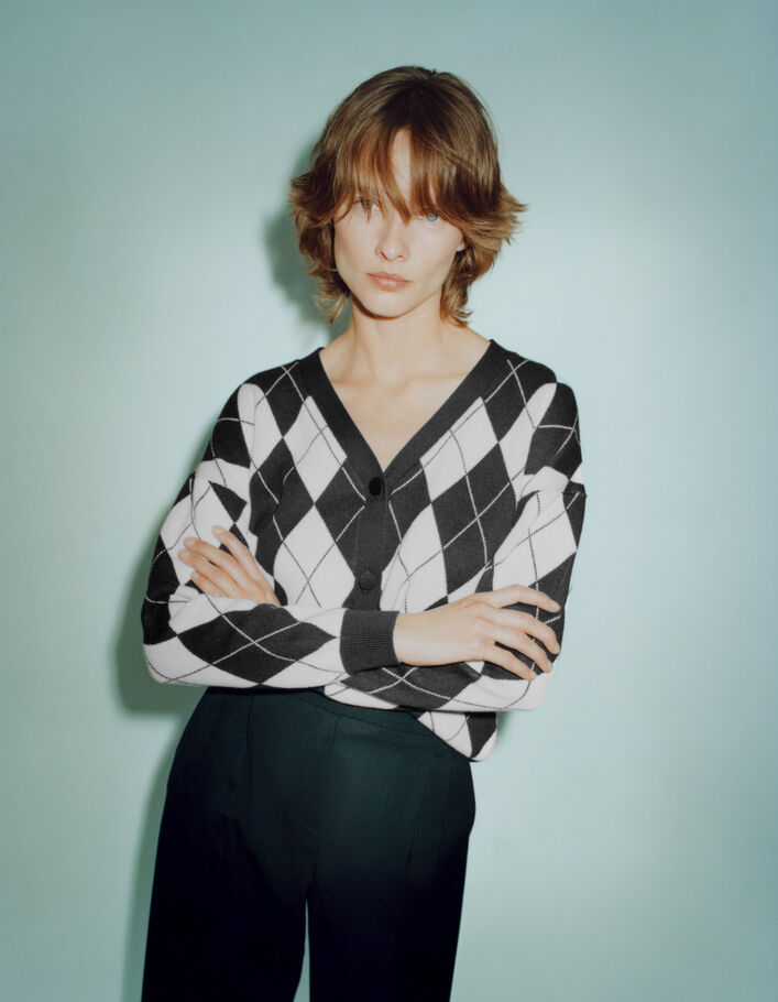 Cardigan gris et écru tricot motif Argyle Femme