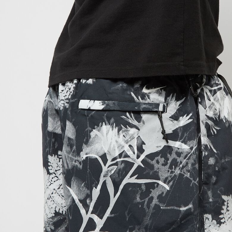 NIKE ACG Trail Short All Over Print black/anthracite/summit white