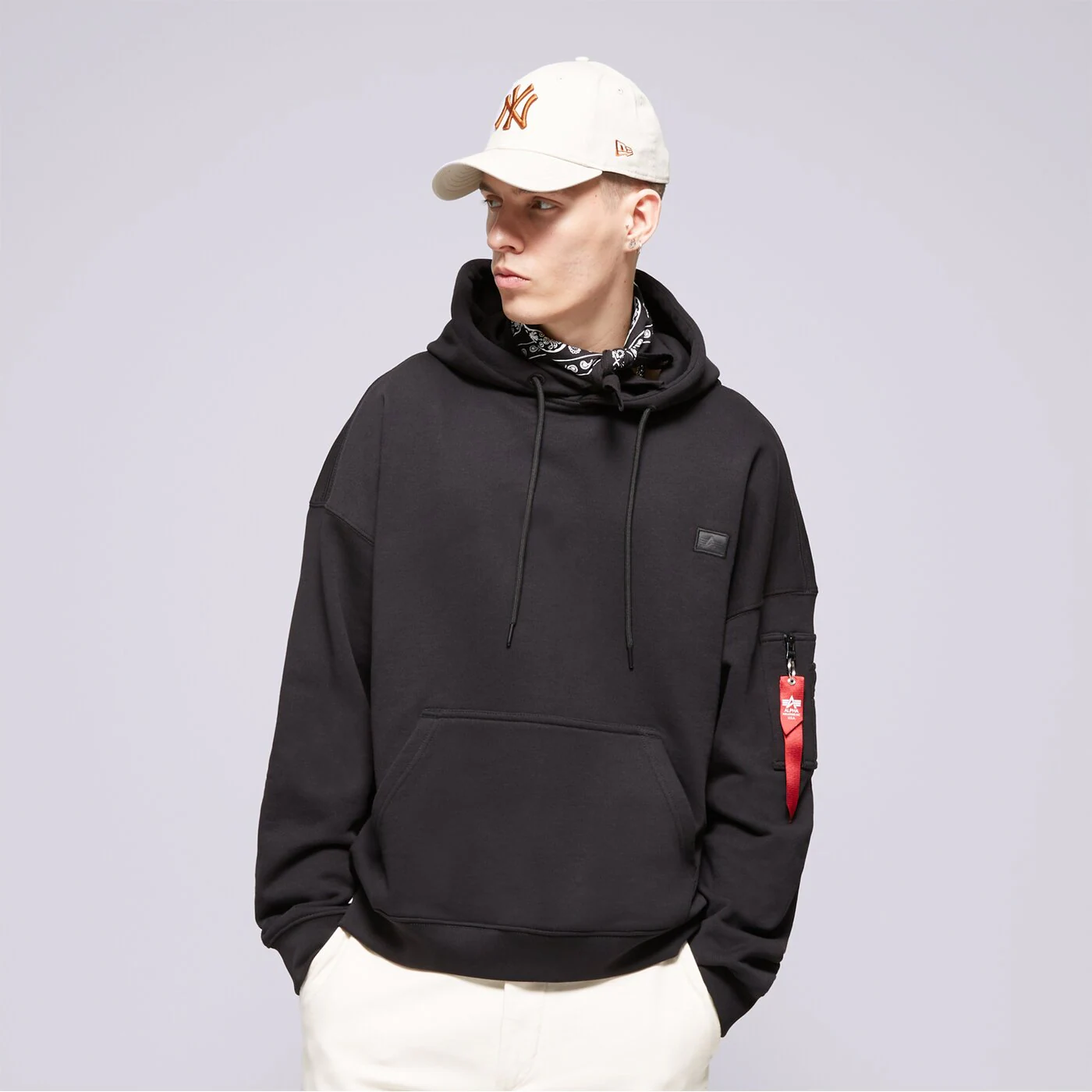 ALPHA INDUSTRIES HOODIE ALPHA ESSENTIALS RL HOODY Schwarz