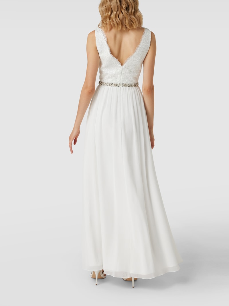 Brautkleid mit Ziersteinen und floraler Spitze in ecru