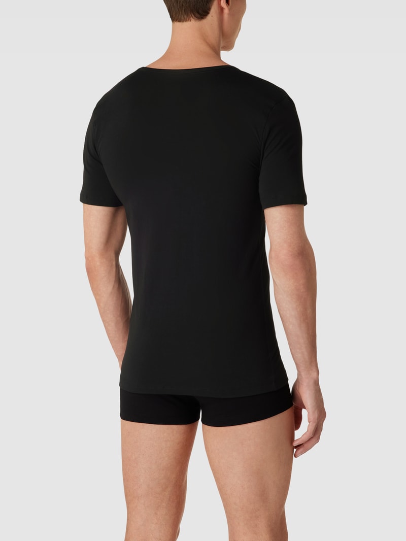T-Shirt mit V-Ausschnitt in schwarz