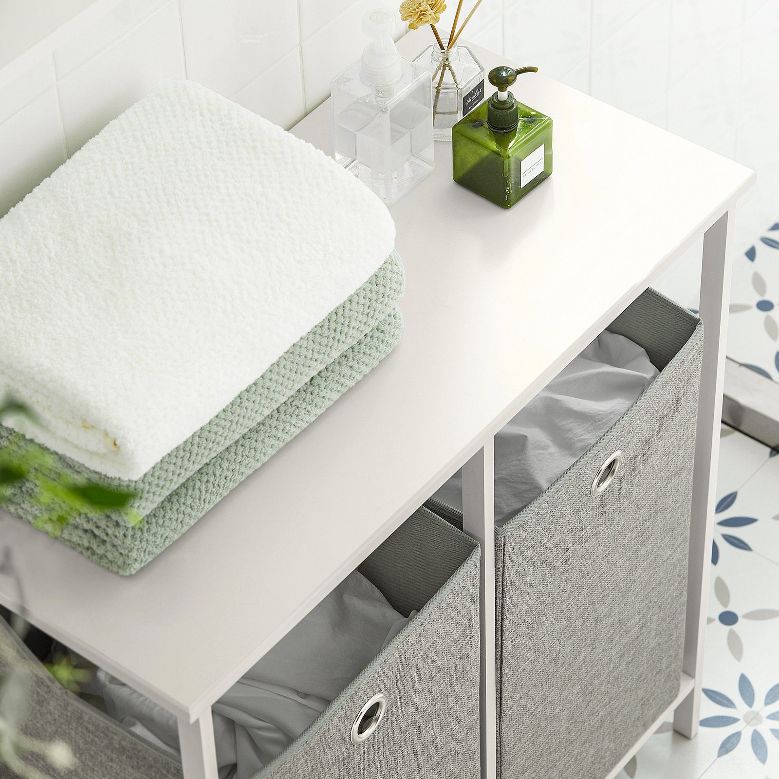 SoBuy Wäscheschrank BZR57 mit 2 abnehmbaren Wäschesäcken Wäschetruhe Wäschesammler Badschrank
