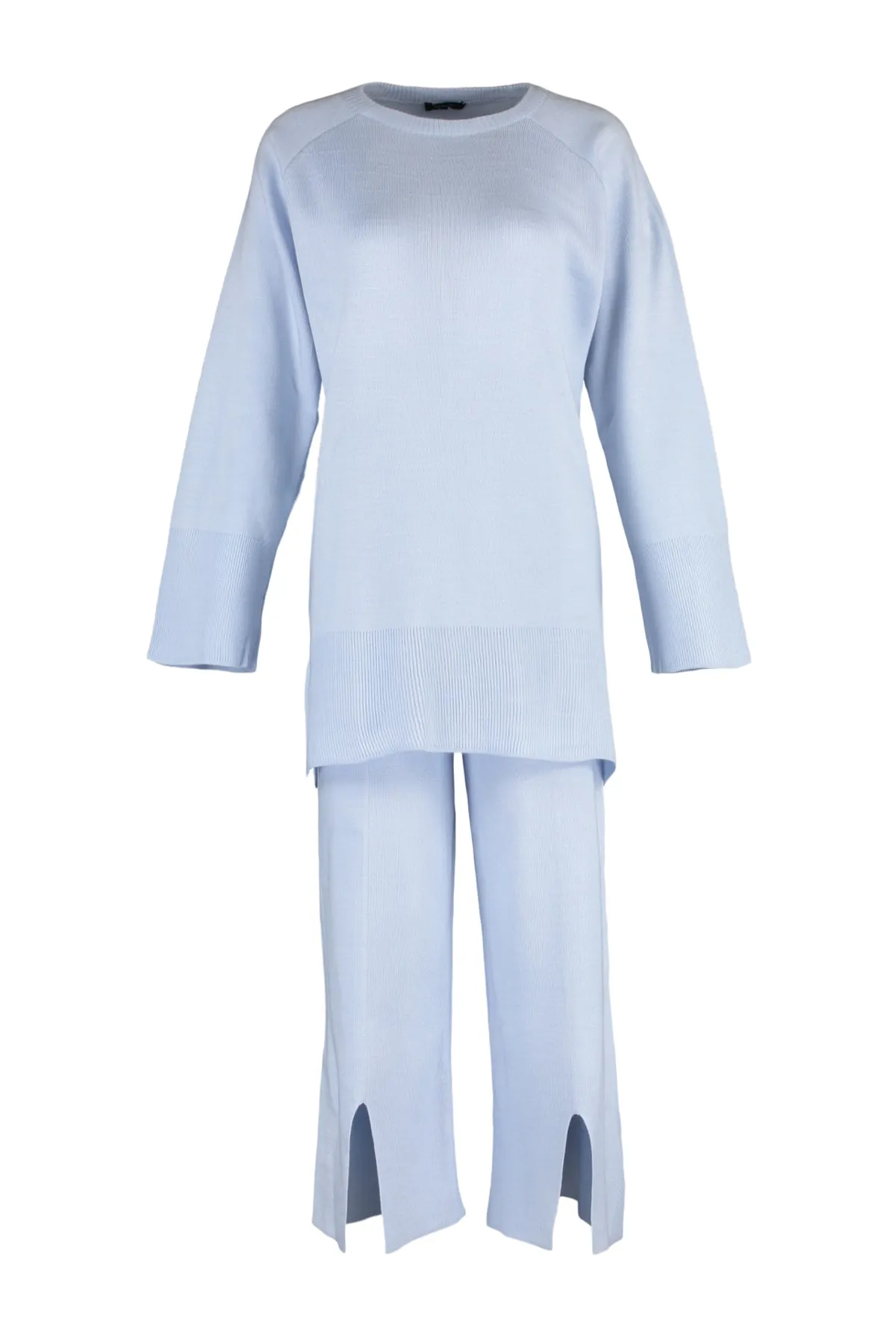 Trendyol Modest  Graues Strickset mit Pullover und Hose mit Schlitzdetail TCTAW23US00030