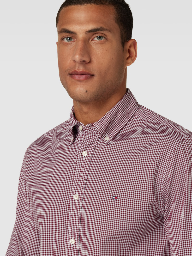 Freizeithemd mit Button-Down-Kragen in dunkelrot