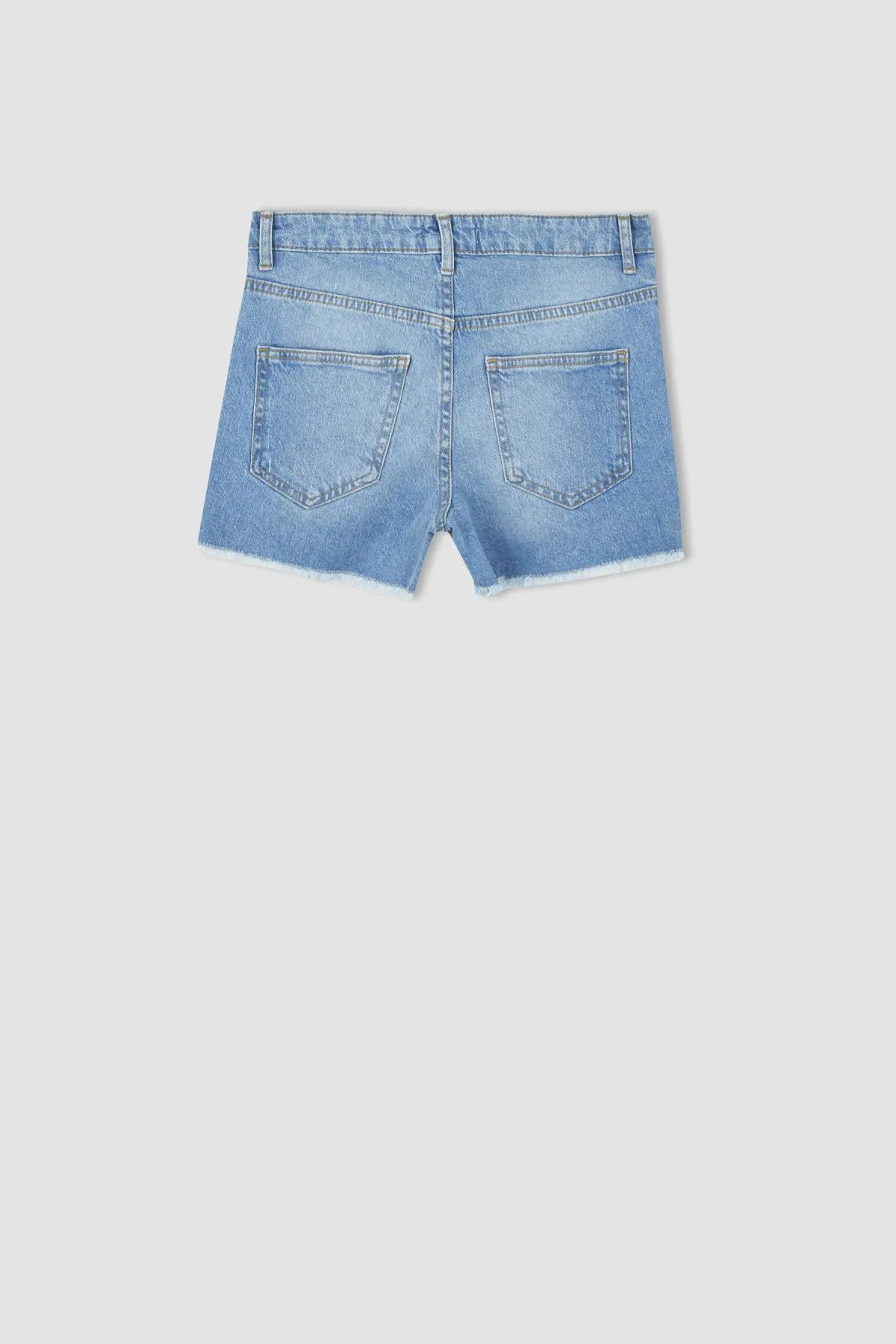DeFacto  Zerrissene, detaillierte Jeansshorts X3507az22sm