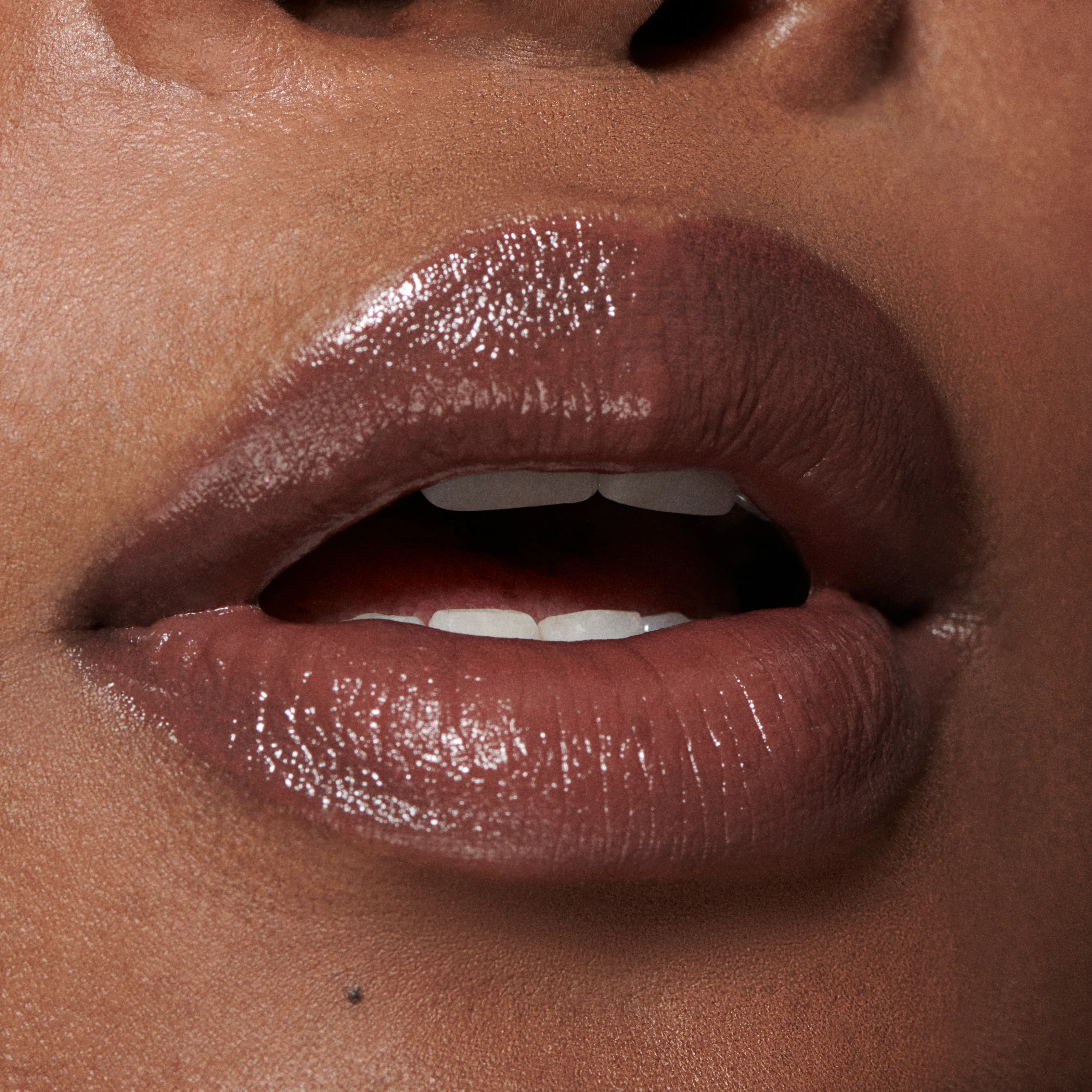 Lápiz labial brillante Lustreglass Sheer-Shine - Lápiz labial, lápiz labial brillante