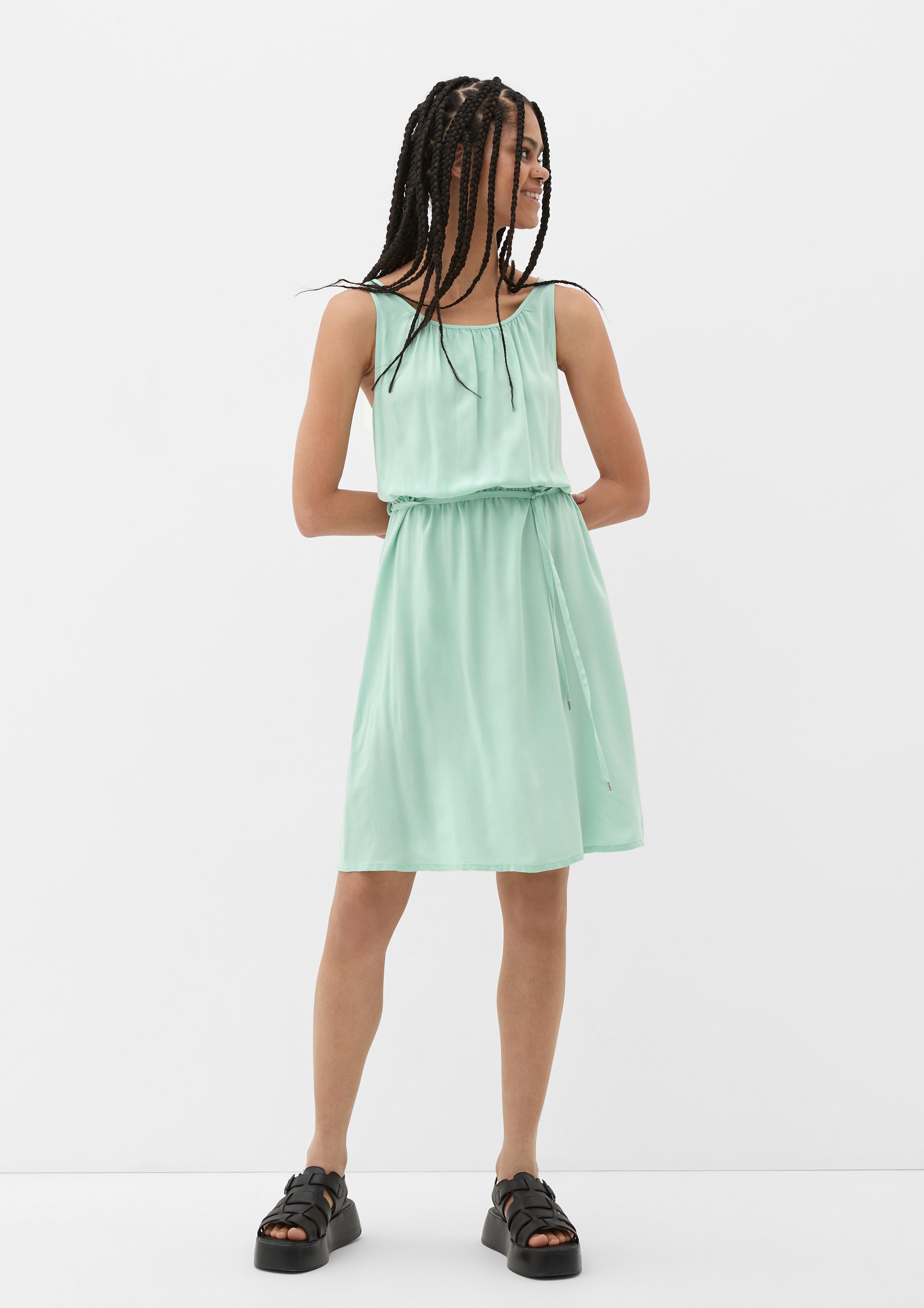 Viskosekleid mit Raffung  2132725-6092