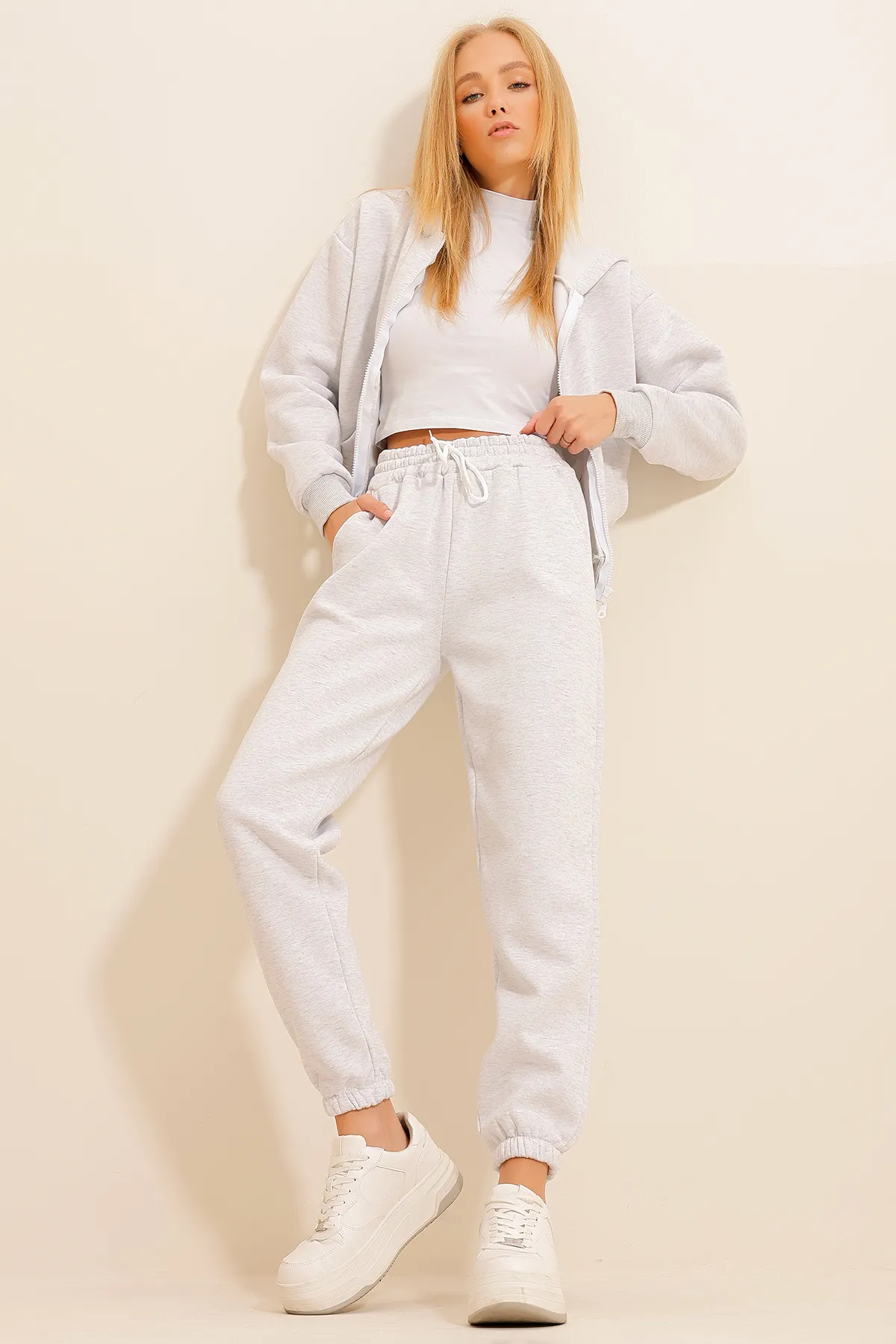 Trend Alaçatı Stili  Grimelange 3-Faden-Jogging-Jogginghose für Damen ALC-X10929