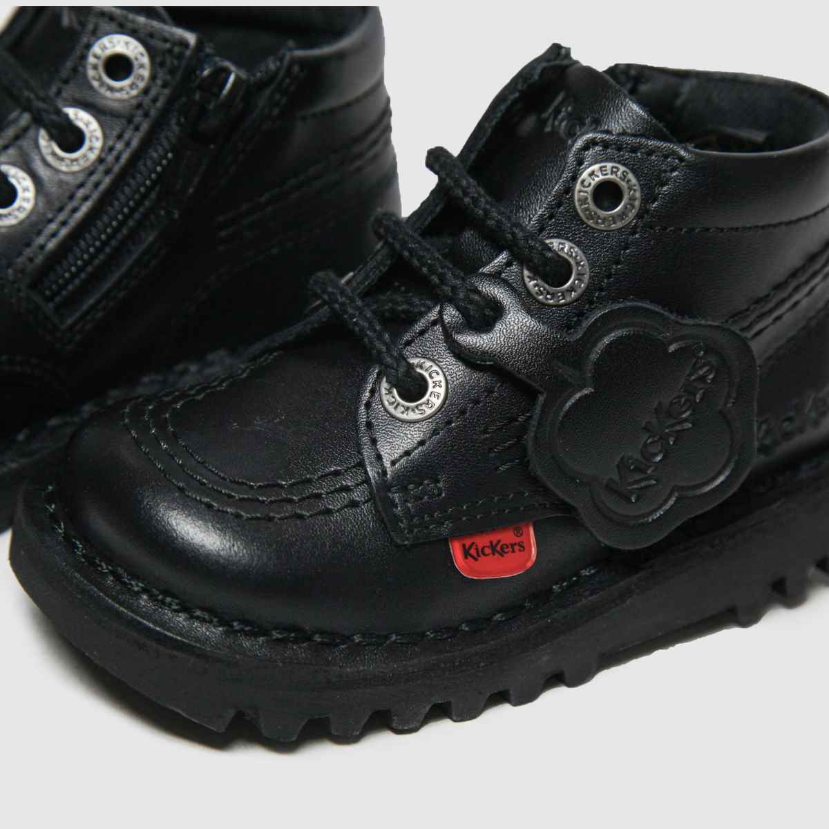 Kickers svarta stövlar med hög dragkedja för småbarn