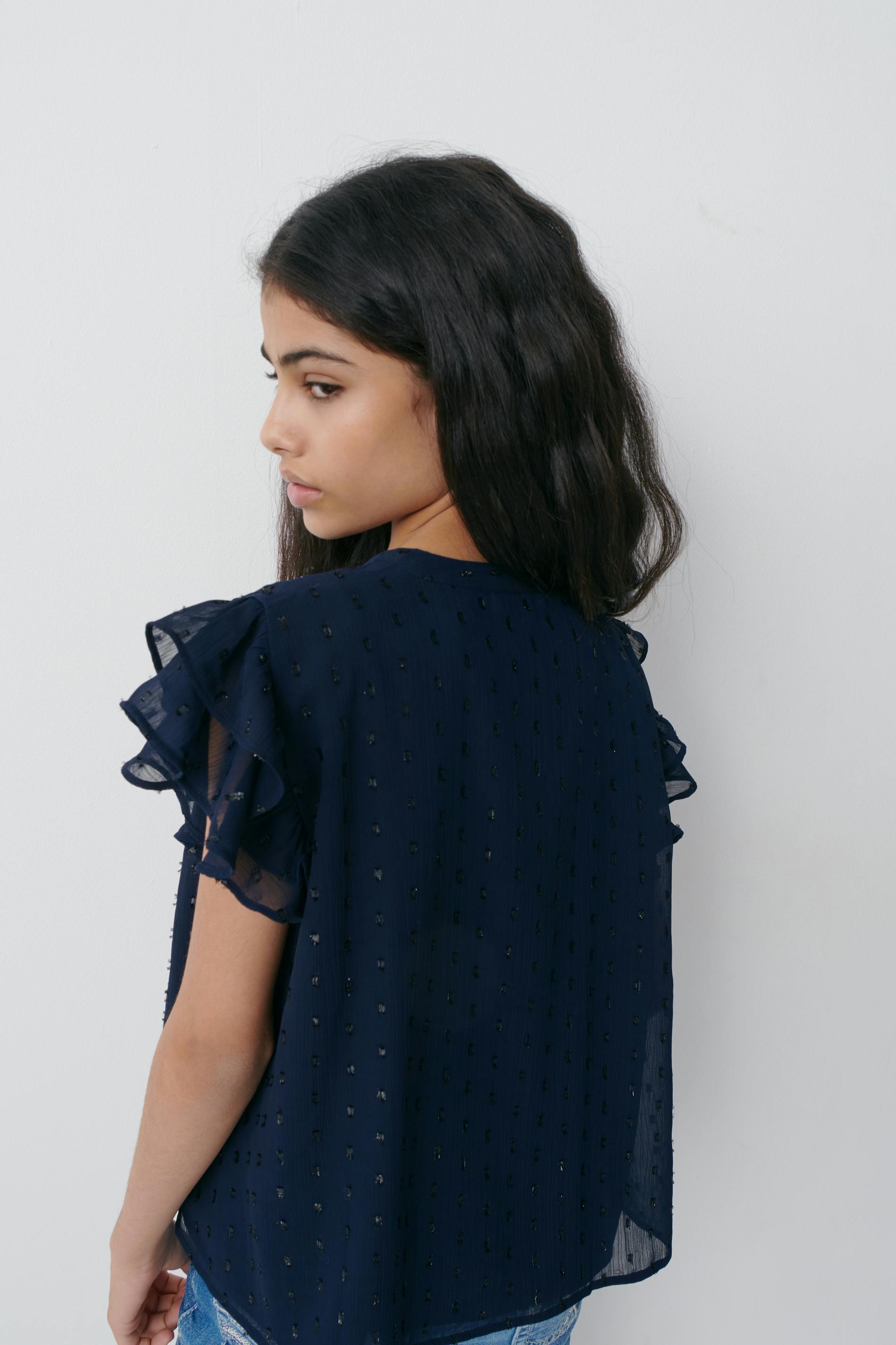 Y frill top