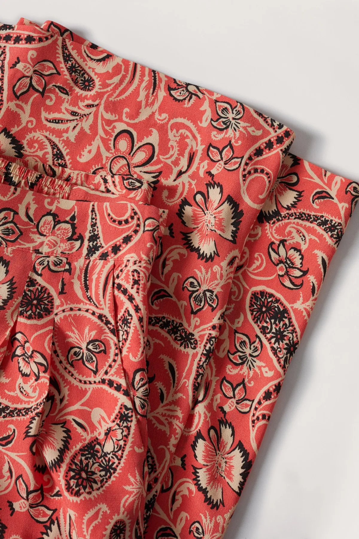 MANGO  Rote Damenhose 27008633