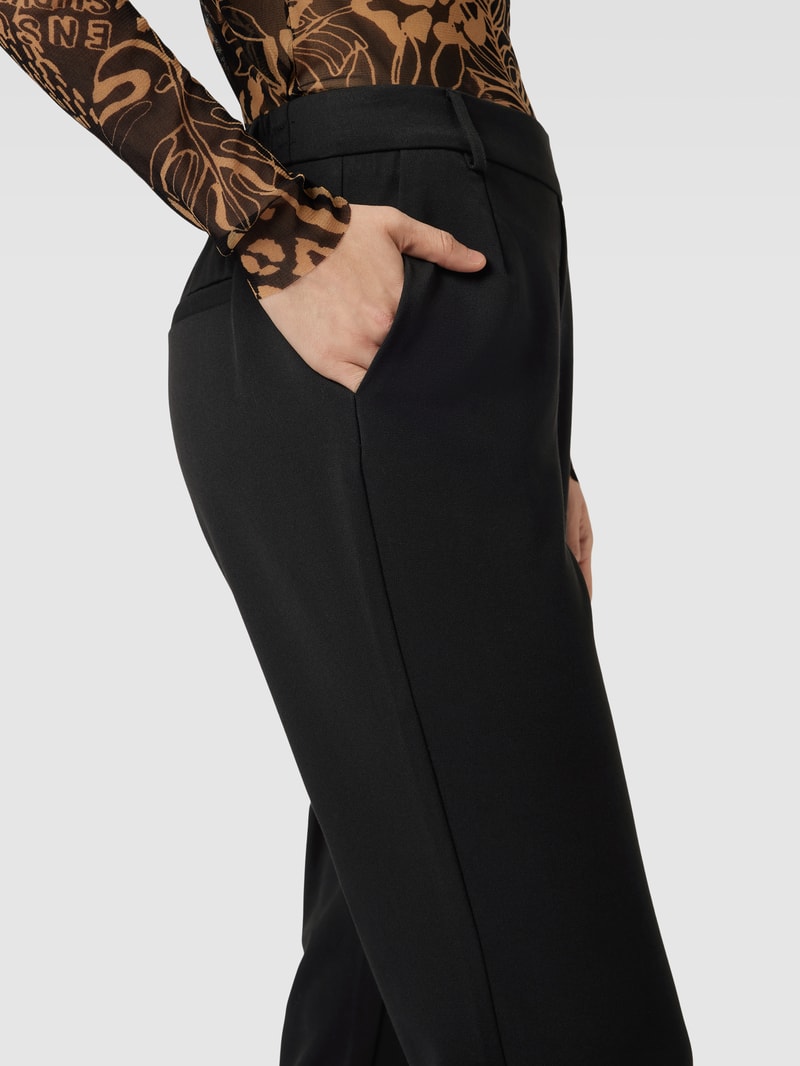 Slim Fit Stoffhose mit Bundfalten Modell 'VARONE' in black