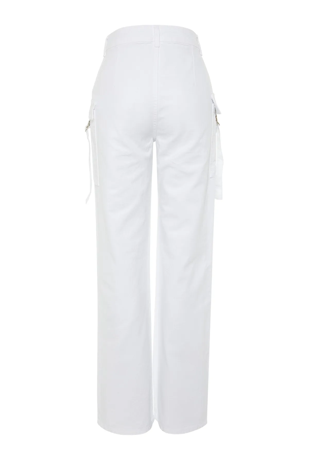 Trendyol Collection  Weiße Jeans mit hoher Taille und weitem Bein TWOSS23JE00262