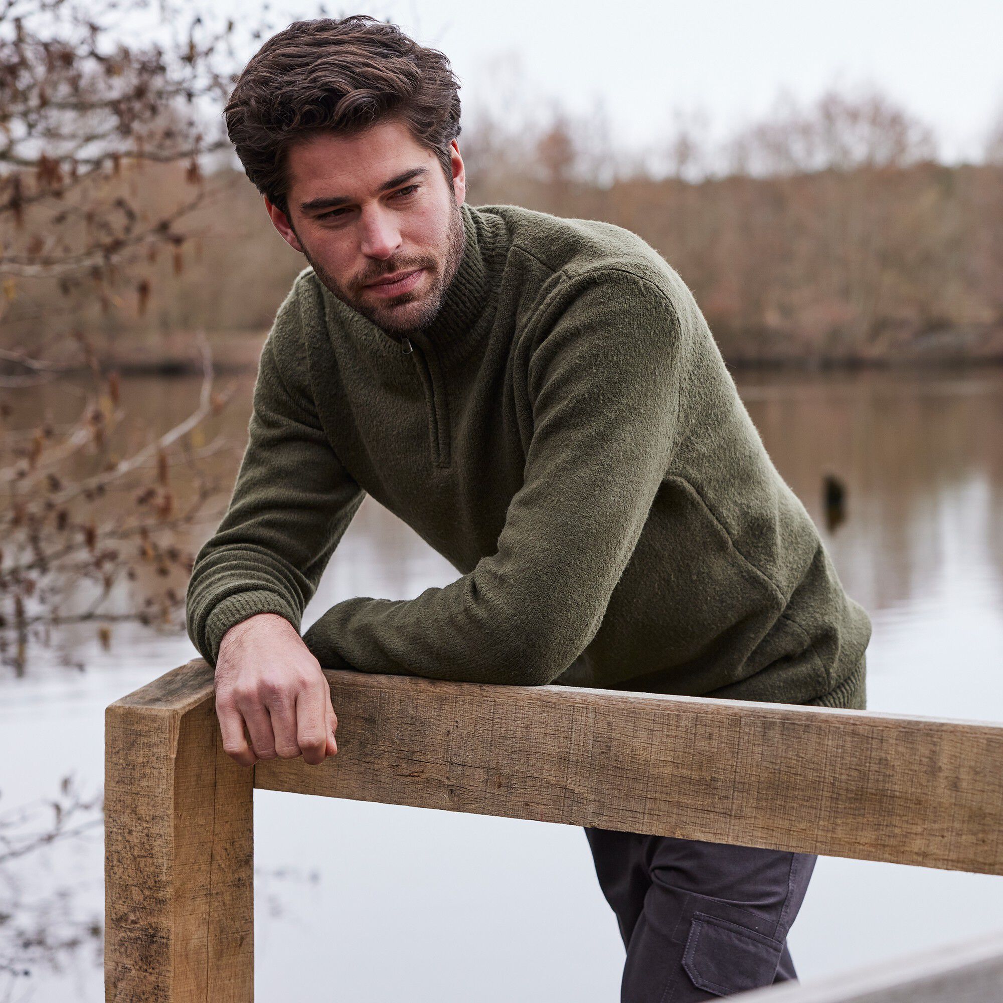 Pull col montant zippé en jersey avec polyester recyclé(1)