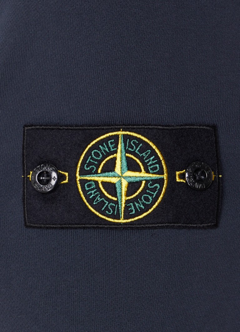 Πουλόβερ Stone Island 61951 με μισό φερμουάρ και λογότυπο