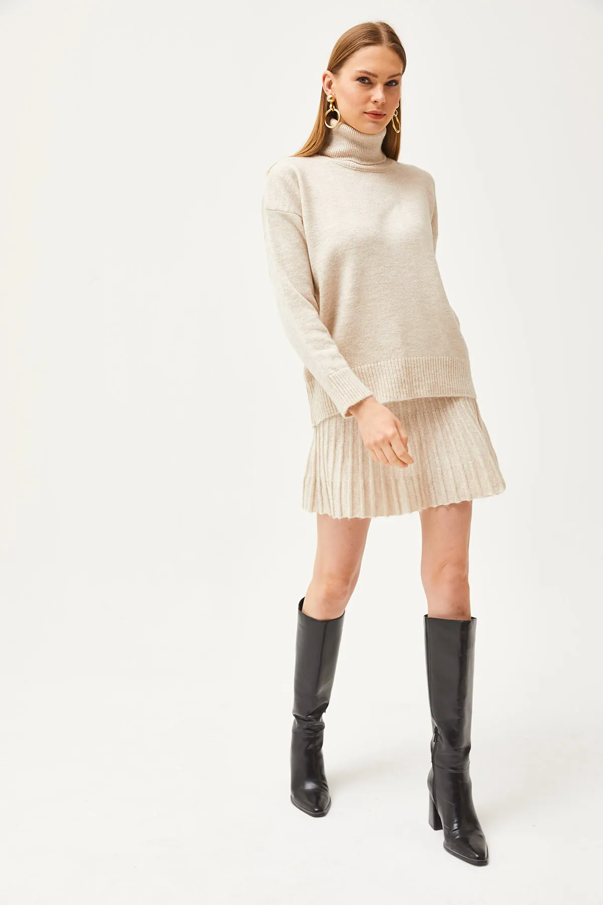 Olalook  Damen-Strickwaren-Set mit Steinoberteil, Pullover und Minirock TKM-19000260
