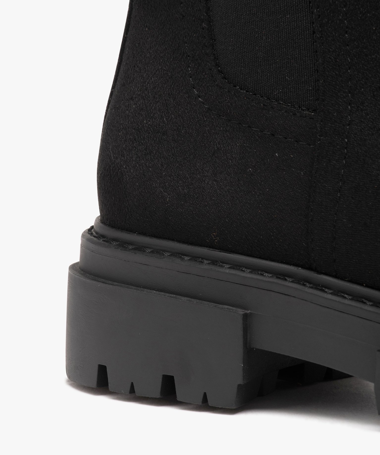 Boots en suédine, à tige élastique et semelle crantée noir | GEMO