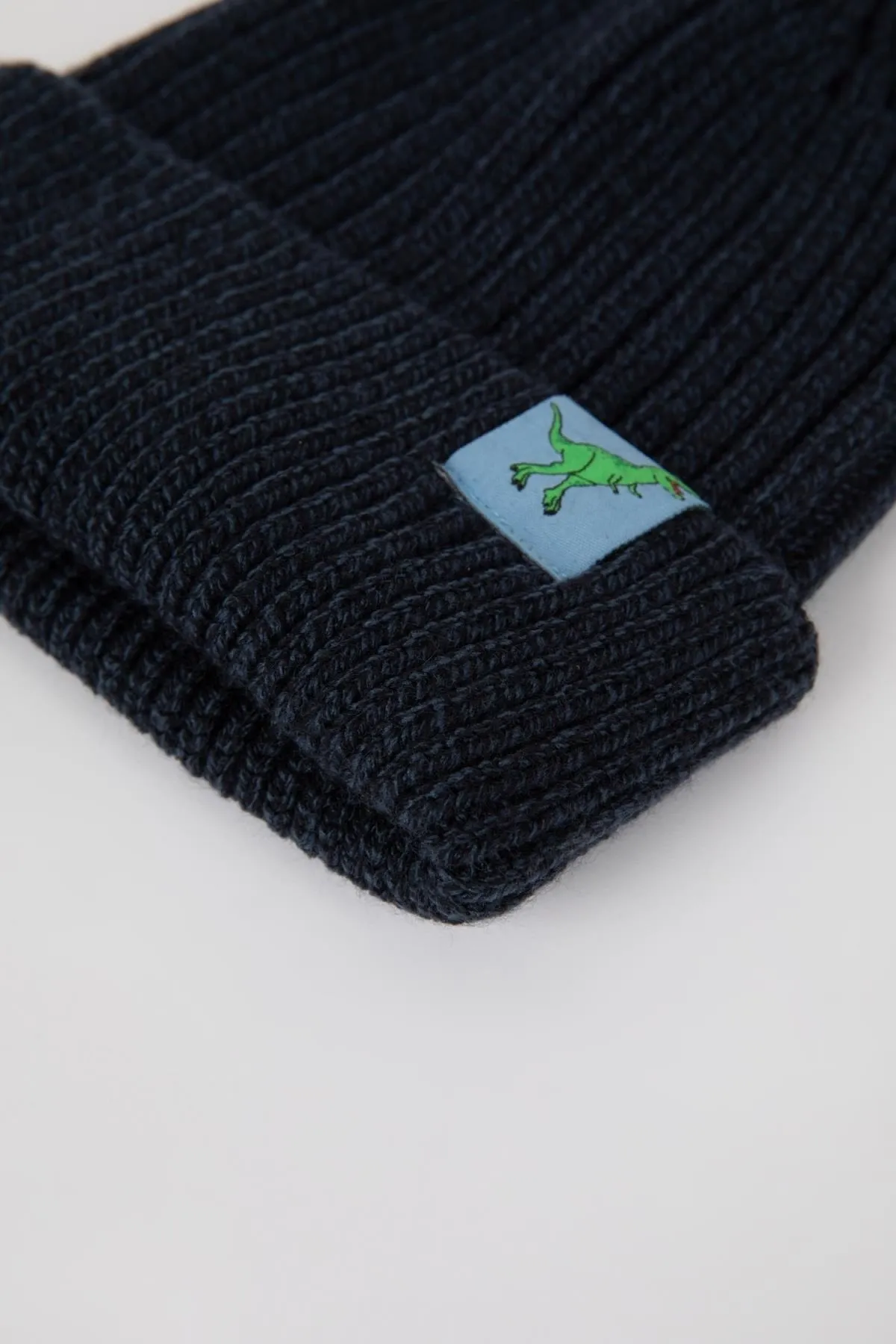 DeFacto  Gewebte Strickmütze für Babys mit Etikett