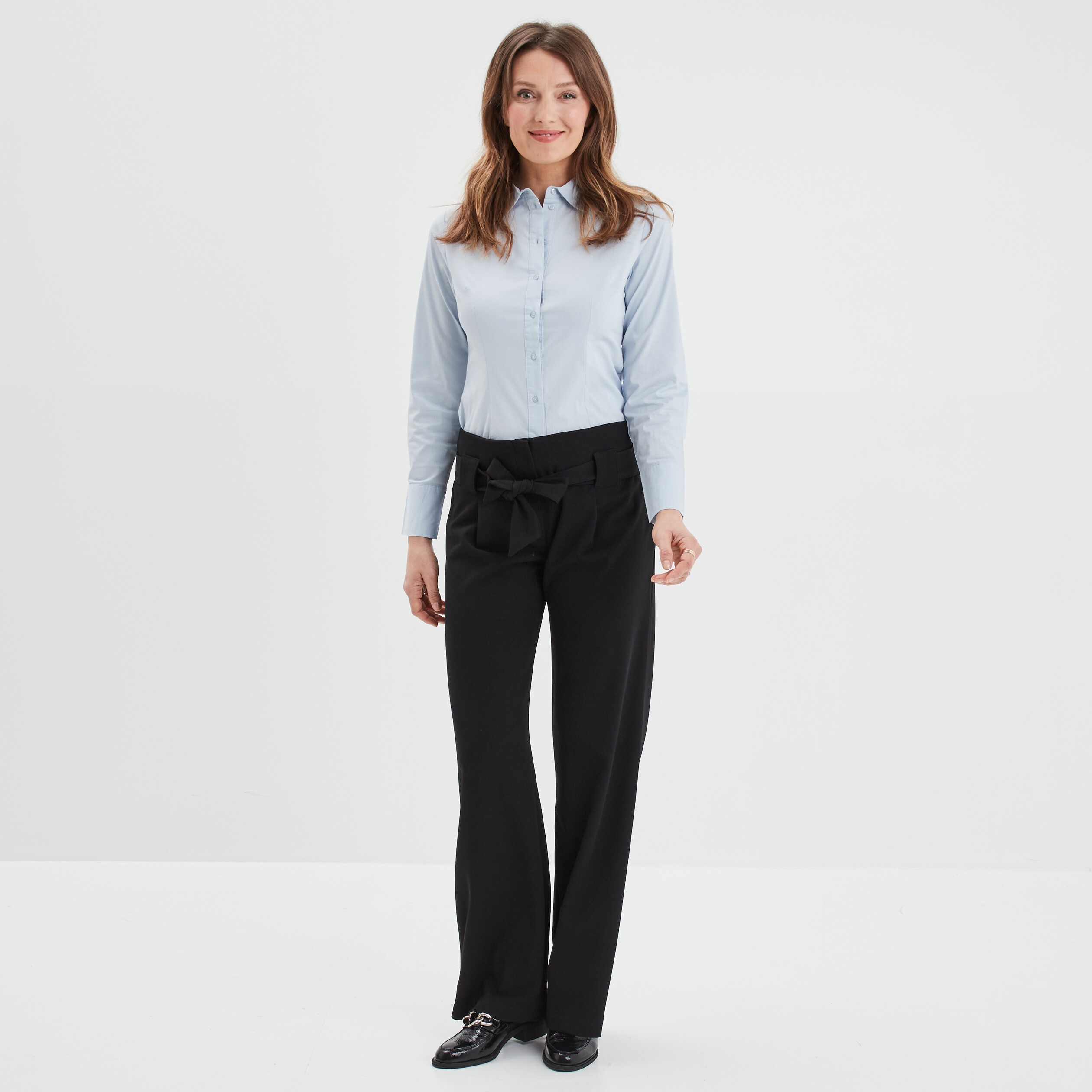 Chemise cintrée manches longues bleu clair femme | La Halle