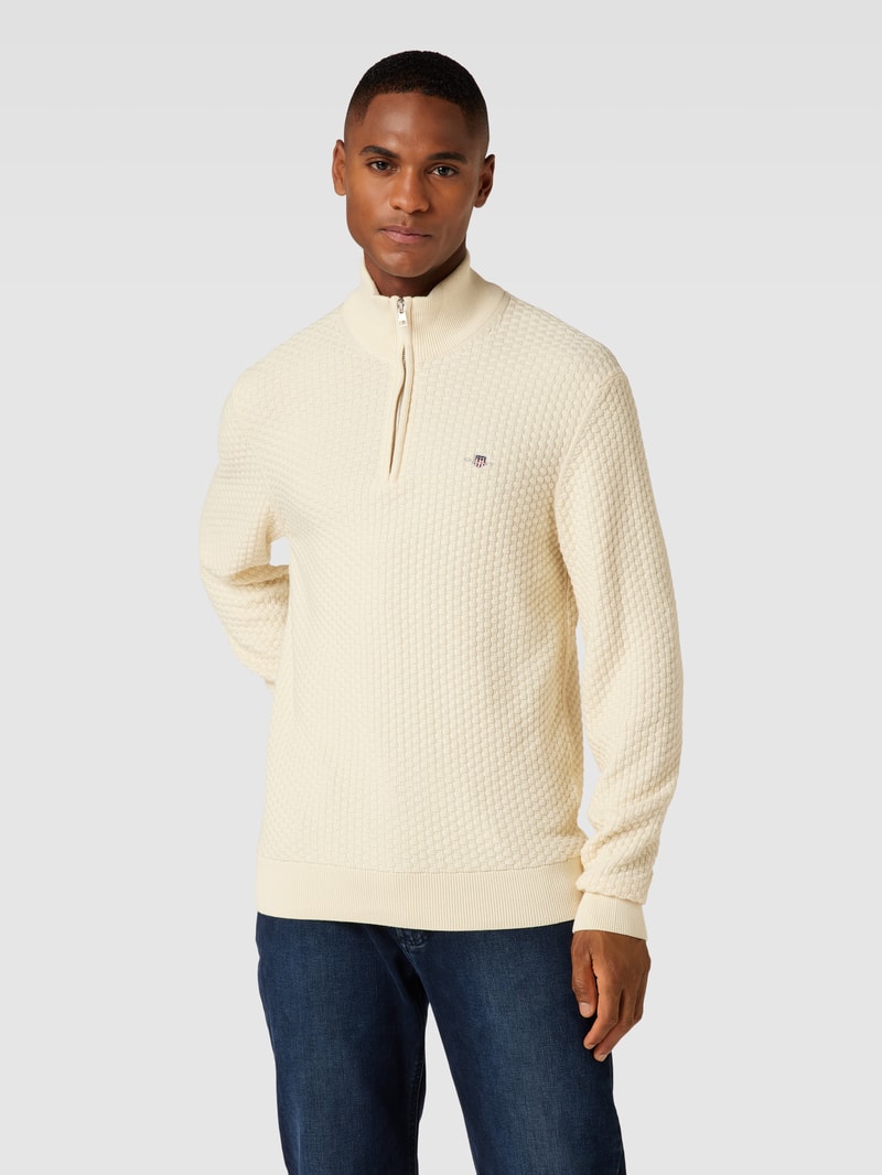 Strickpullover mit kurzem Reißverschluss in offwhite