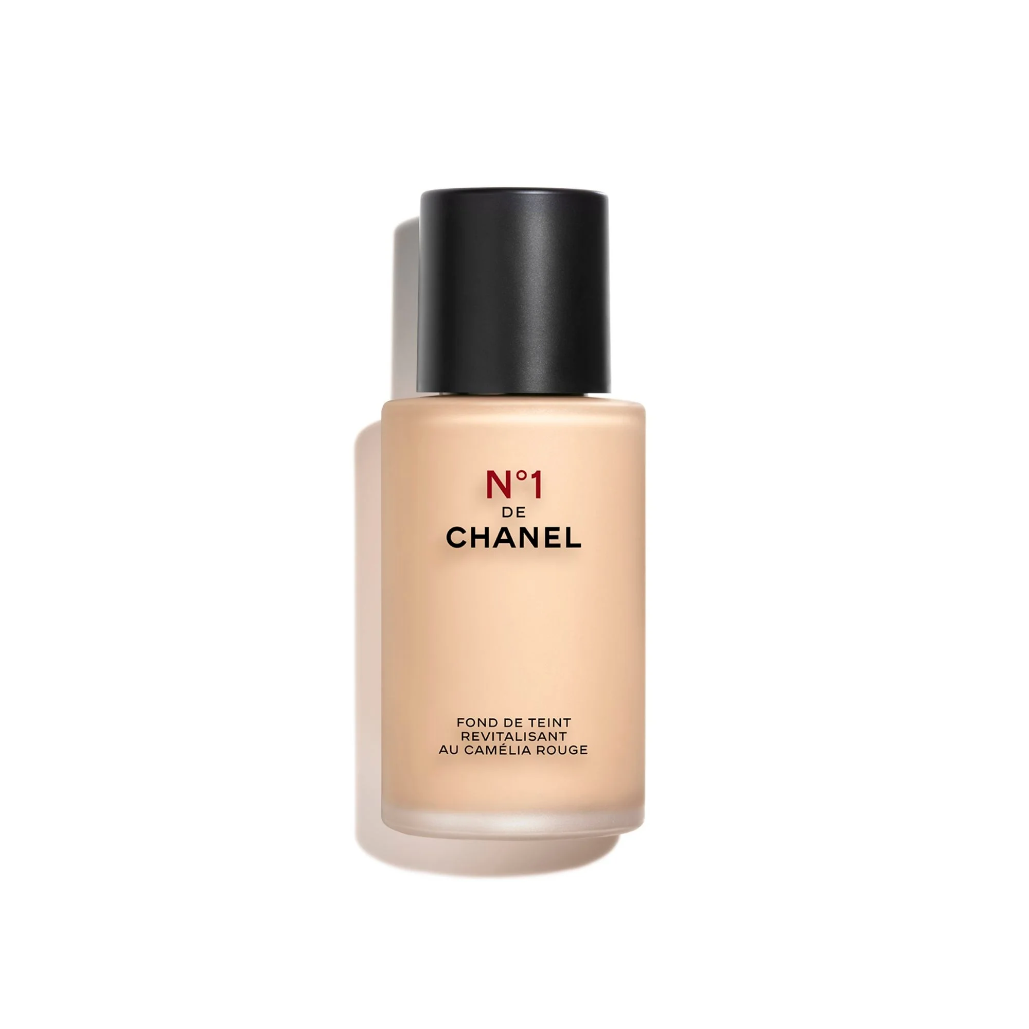 N°1 DE CHANEL REVITALISERENDE FOUNDATION - LYSNENDE - FUGTGIVENDE - BESKYTTENDE