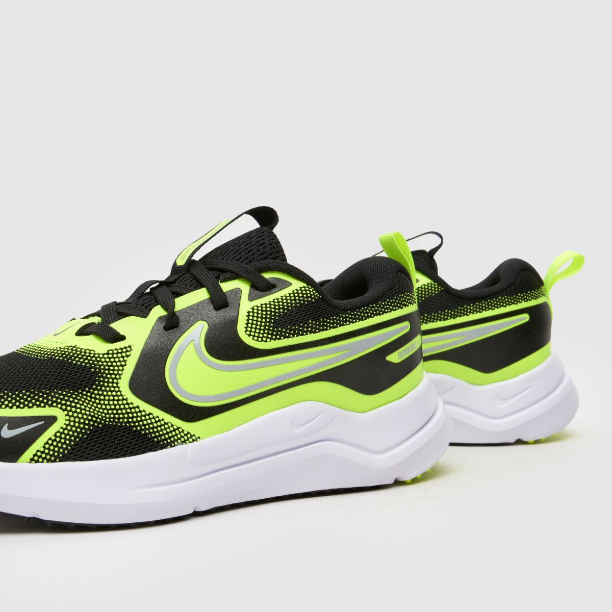 Nike fekete és zöld Cosmic Runner gyerek cipő