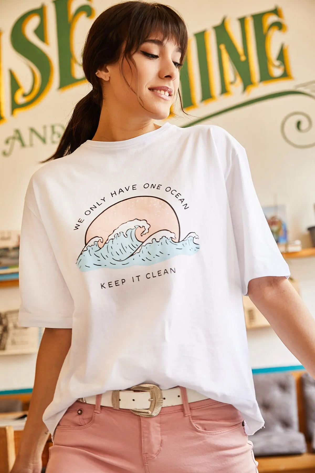 Olalook  Weißes Ocean-T-Shirt für Damen TSH-19000294