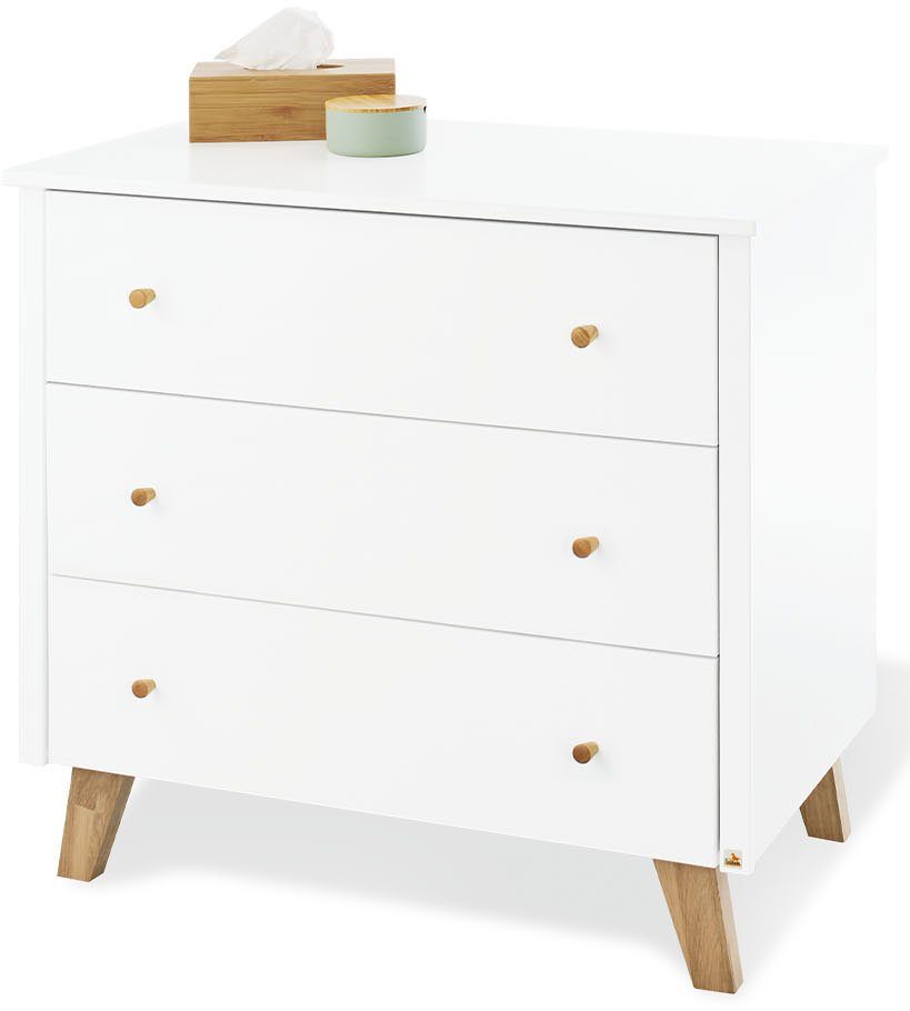 Pinolino® Babyzimmer-Komplettset Hilda & Pan, (Set, 3-St., Hausbett, Wickelkommode, Kleiderschrank), breit; mit Hausbett, Wickelkommode & 2-trg. Kleiderschrank