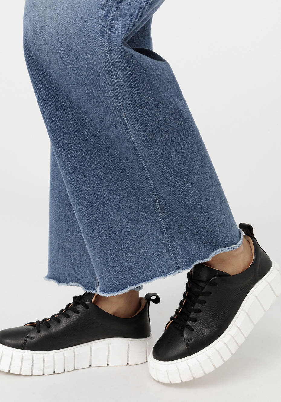 Jeans Culotte BetterRecycling aus Bio-Denim