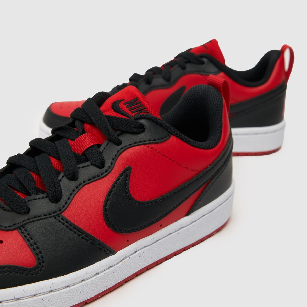 Nike svarta & röda Court Borough Low Recraft pojkar/ungdomsskor