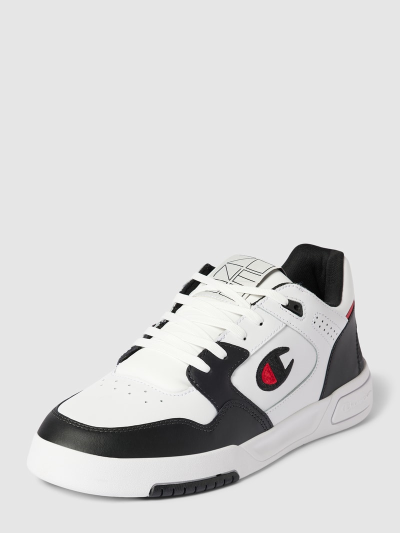 Sneaker mit Label-Details in weiß