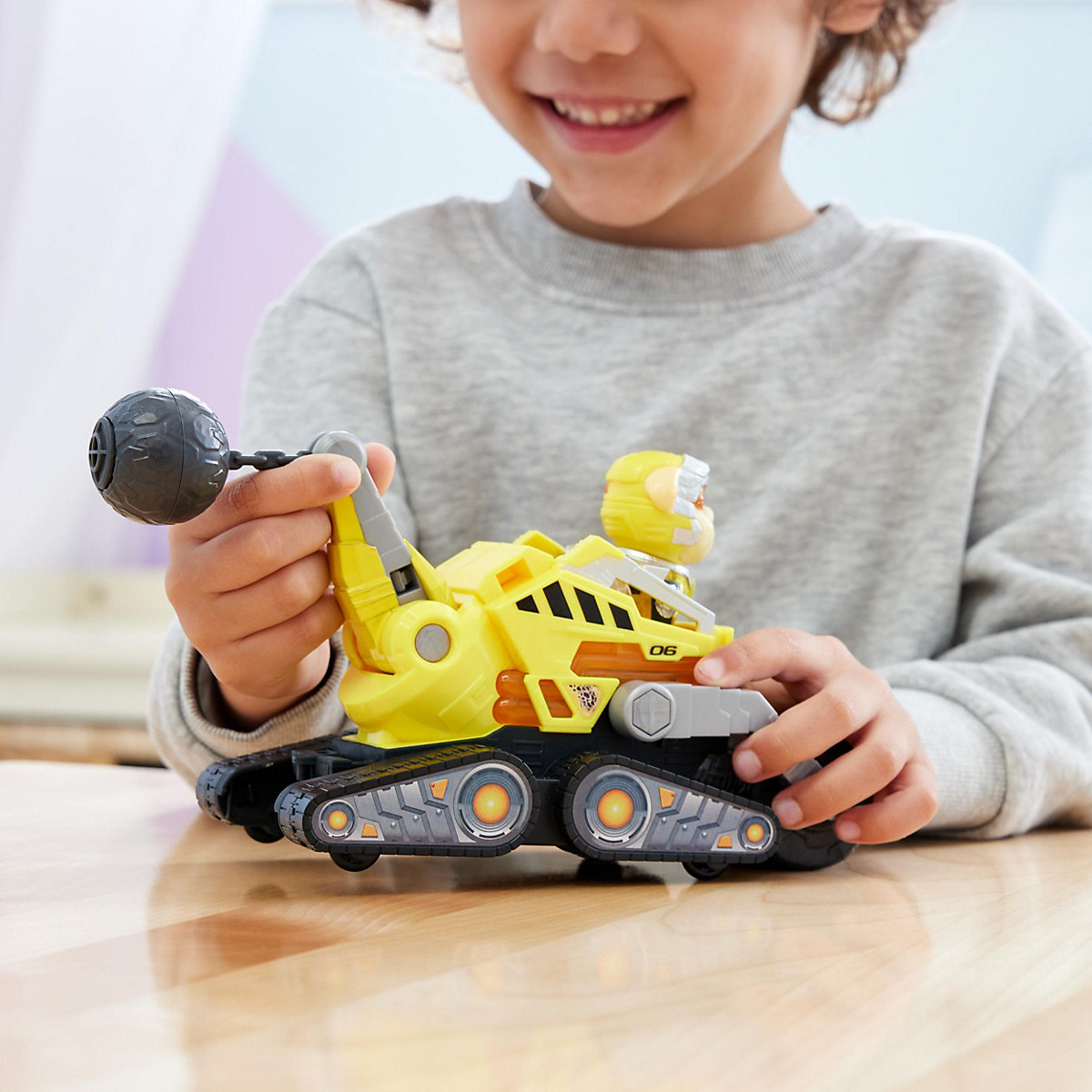 Paw Patrol - Movie II - Basic Themed Vehicles Rubble