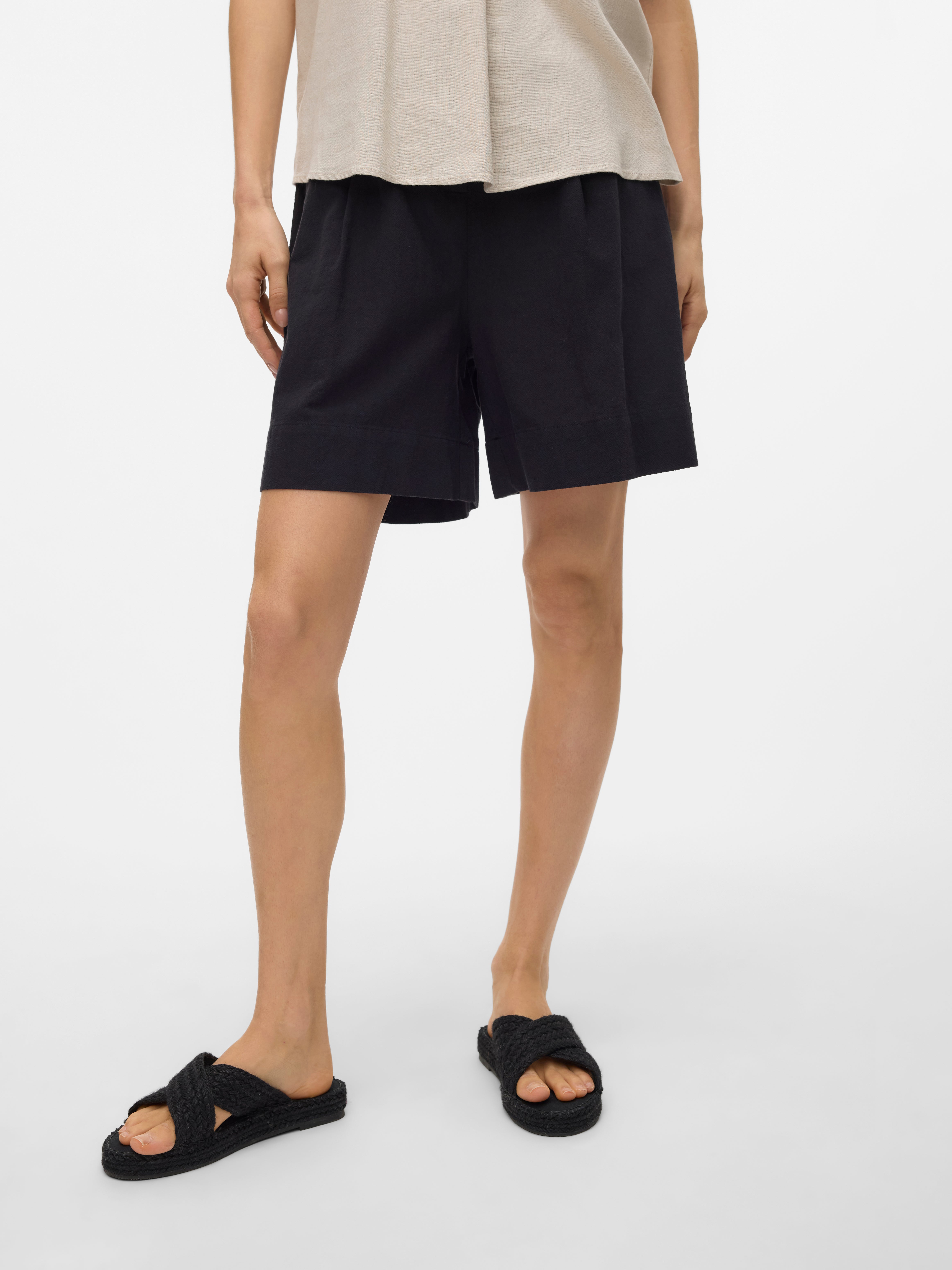 VMHART Shorts