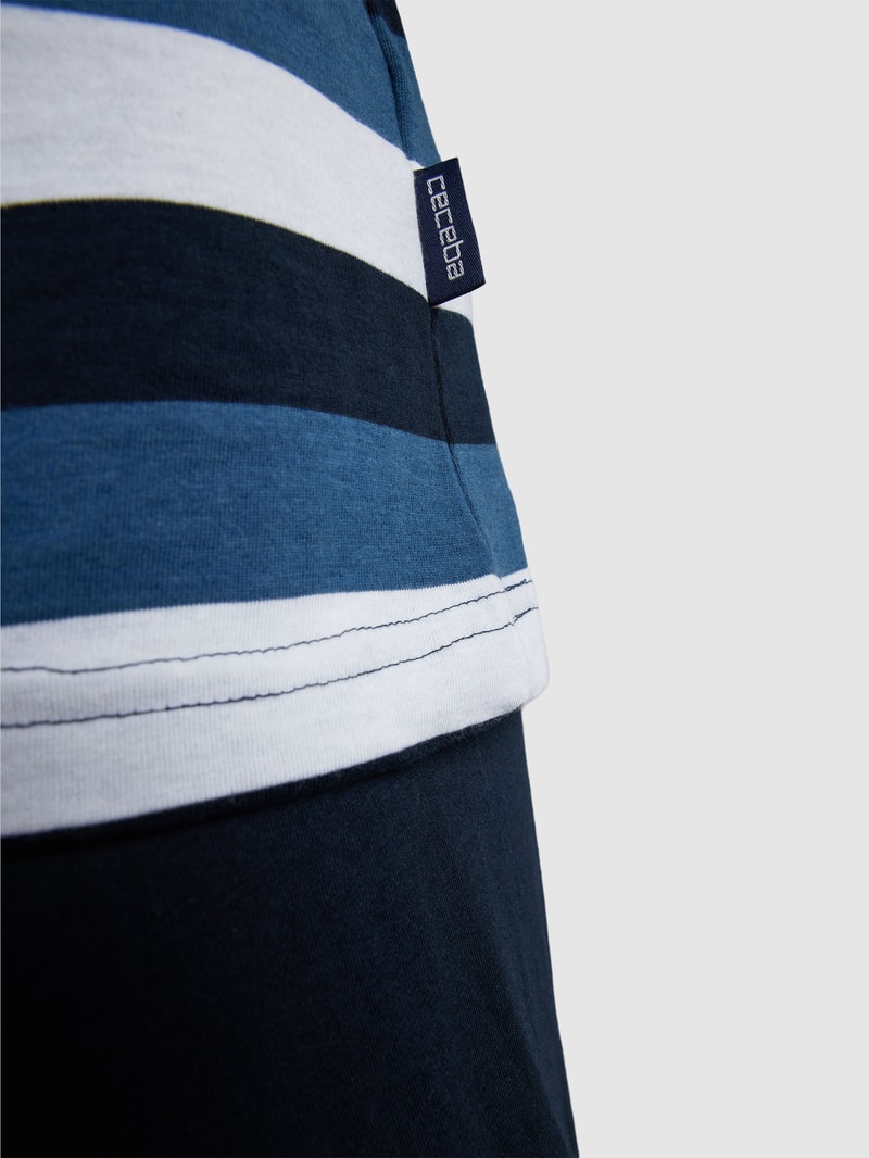 PLUS SIZE Pyjama mit Streifenmuster in blau
