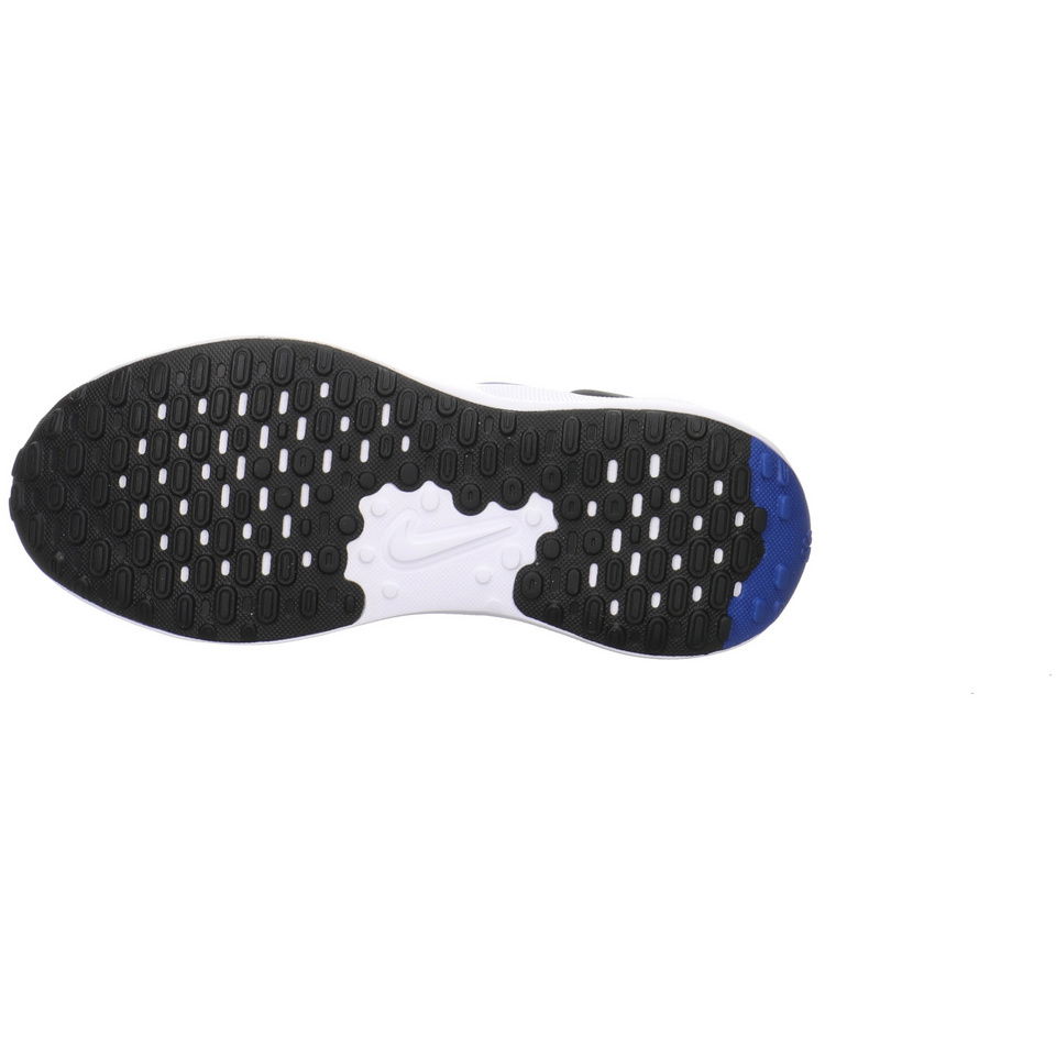 Nike Revolution 7 Sneaker