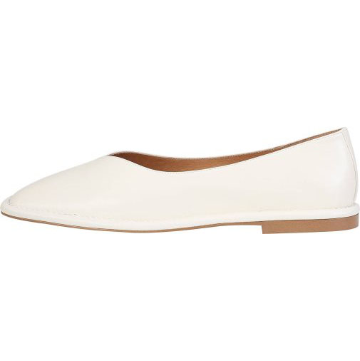 ekonika Ballerinas mit modischer Karree-Spitze