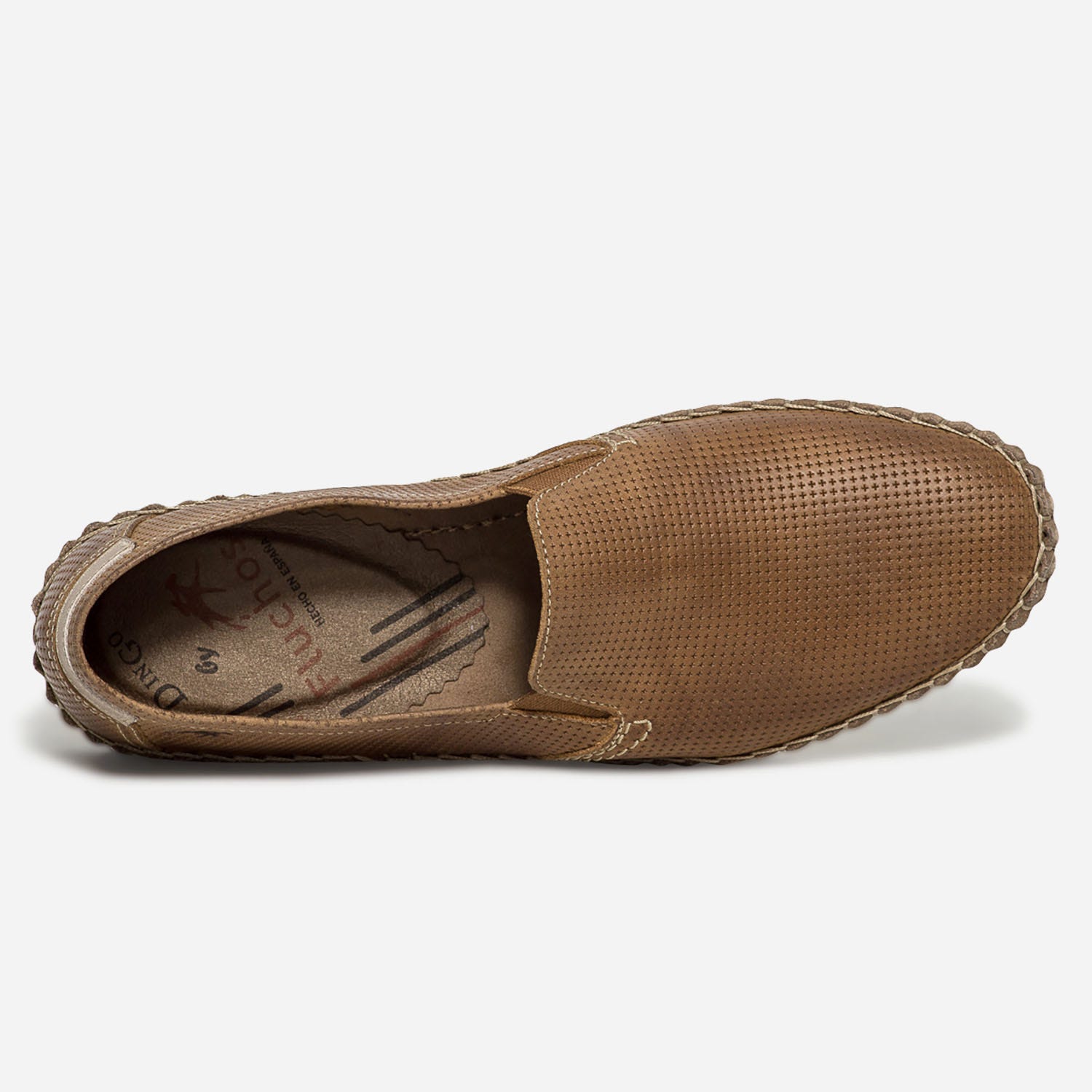 Slip-on FLUCHOS marron en cuir perforé